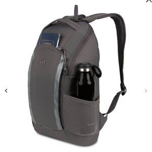 NWT~SwissGear~Dark Grey 15" Laptop Backpack (D14)